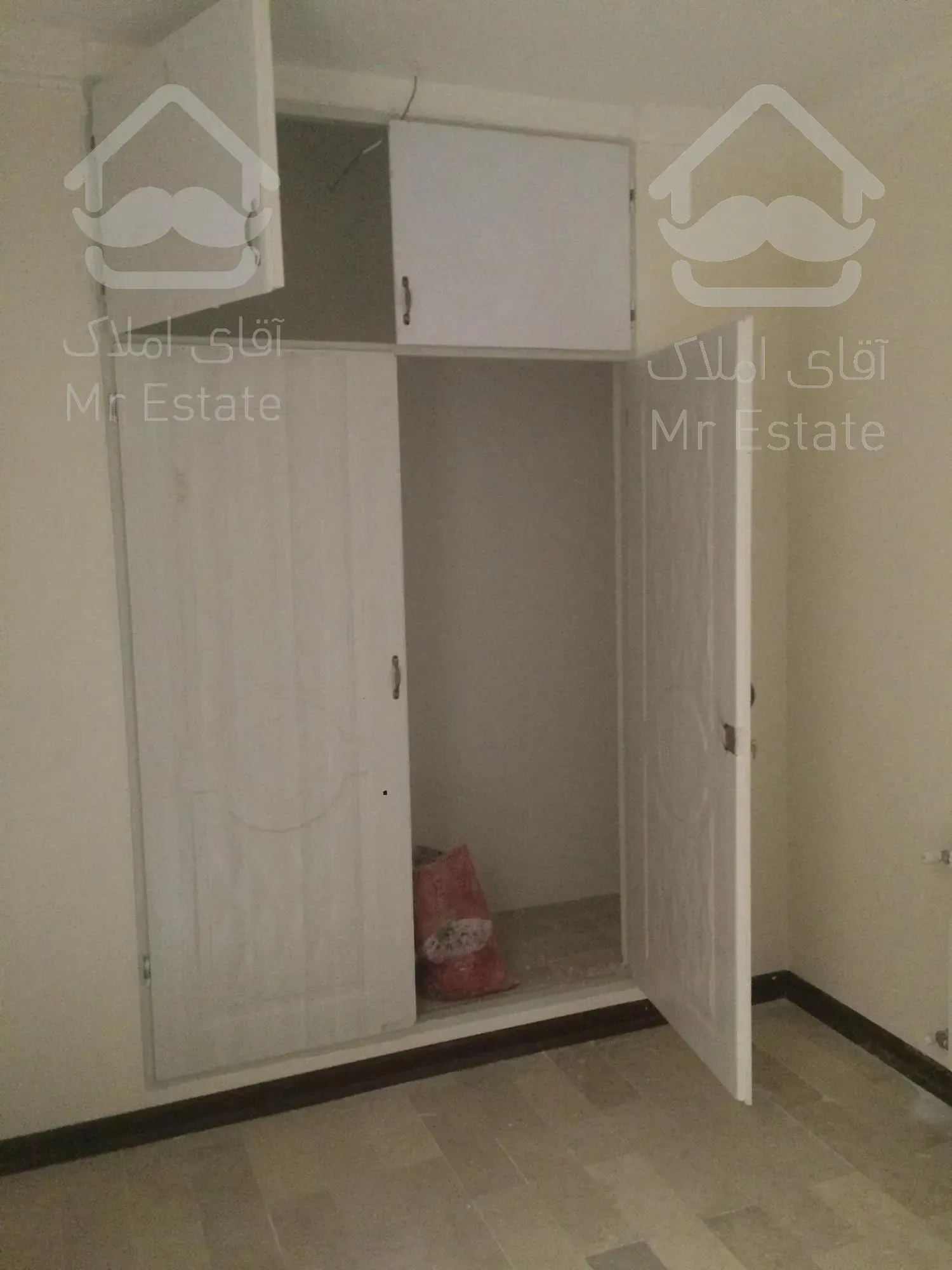 ۱۴۰متر نوساز عالی صادقیه شمال فردوس شرق