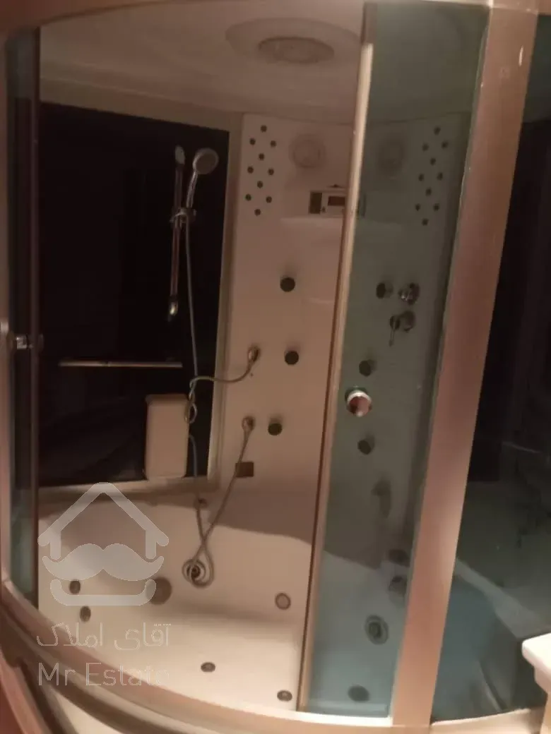 اجاره و رهن آپارتمان زعفرانیه 210  متر شیک