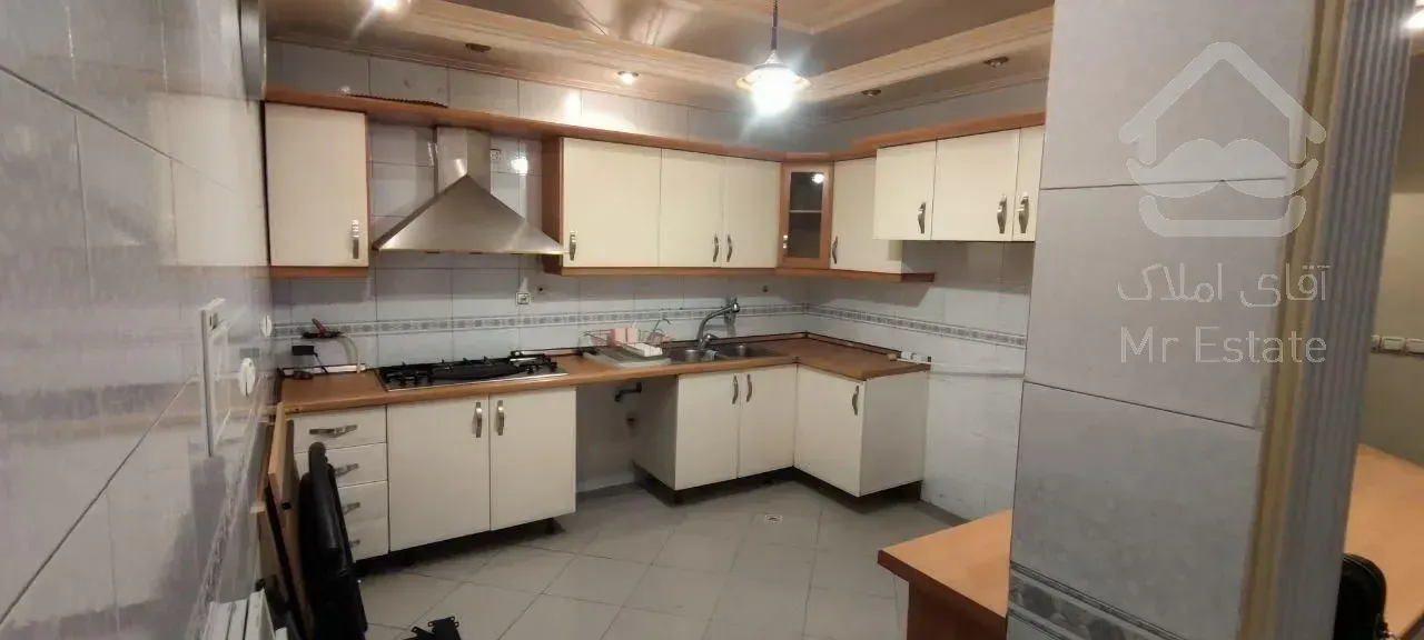 330مترشهرک غرب*کلنگی موقعیت اداری*جای پارک مناسب