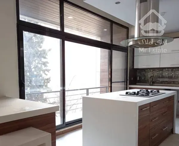 فرمانیه دو قدمی اندرزگو ۷۵ متری