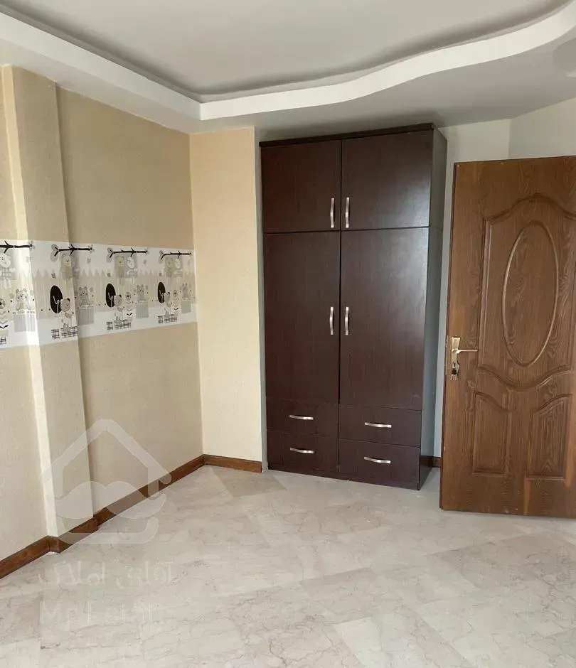 ۱۶۵ متر تکواحدی