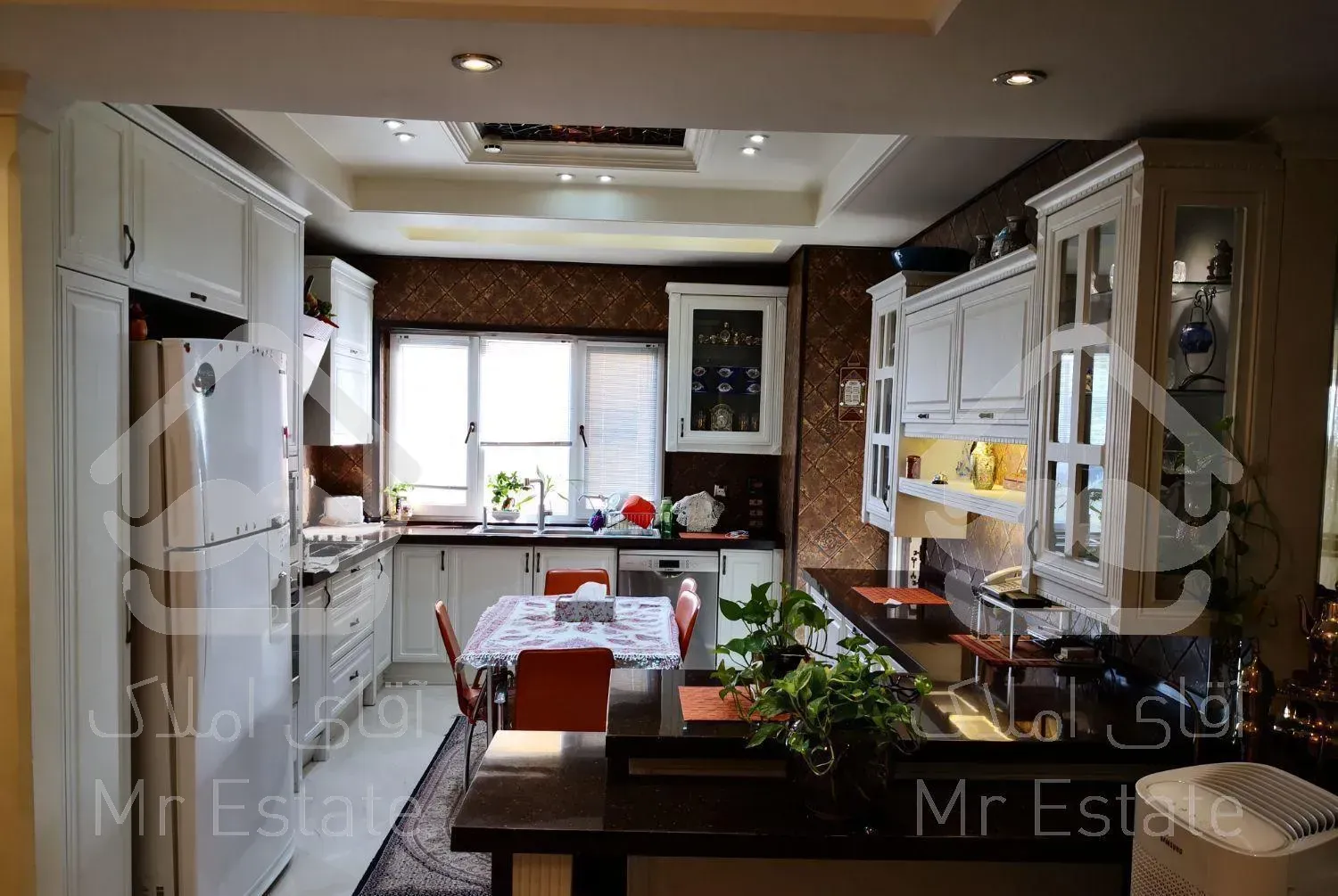 آپارتمان 200 متری 3 خواب