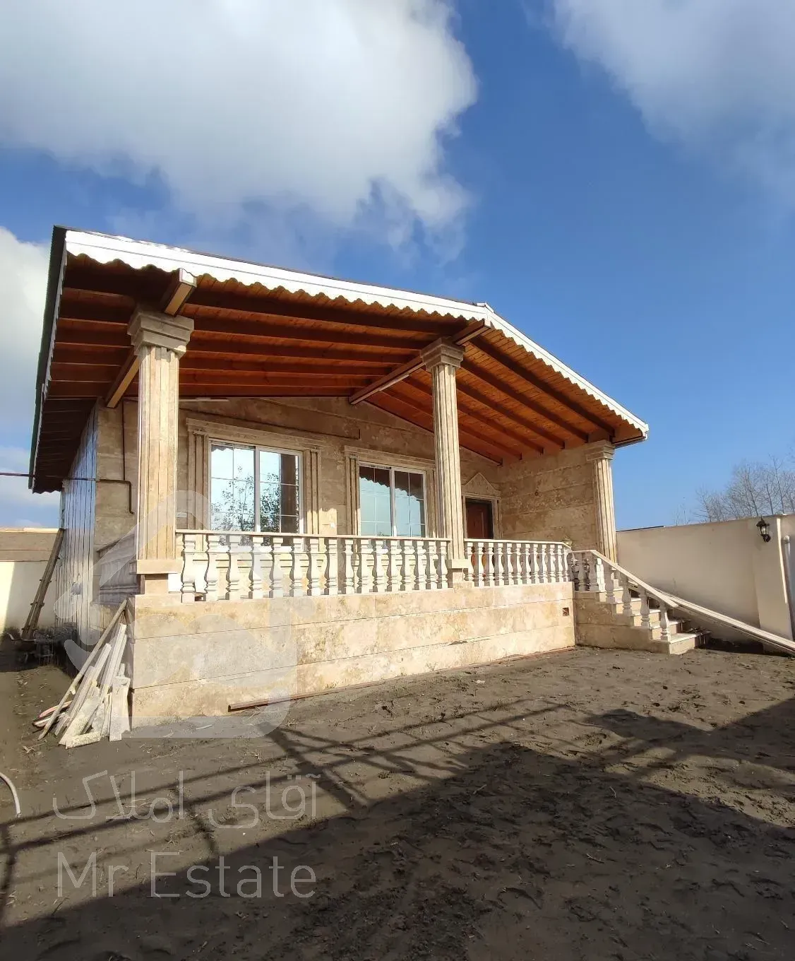 ویلا نوسـاز با بهتـرین قیـمت در منـطقه/اقســاط