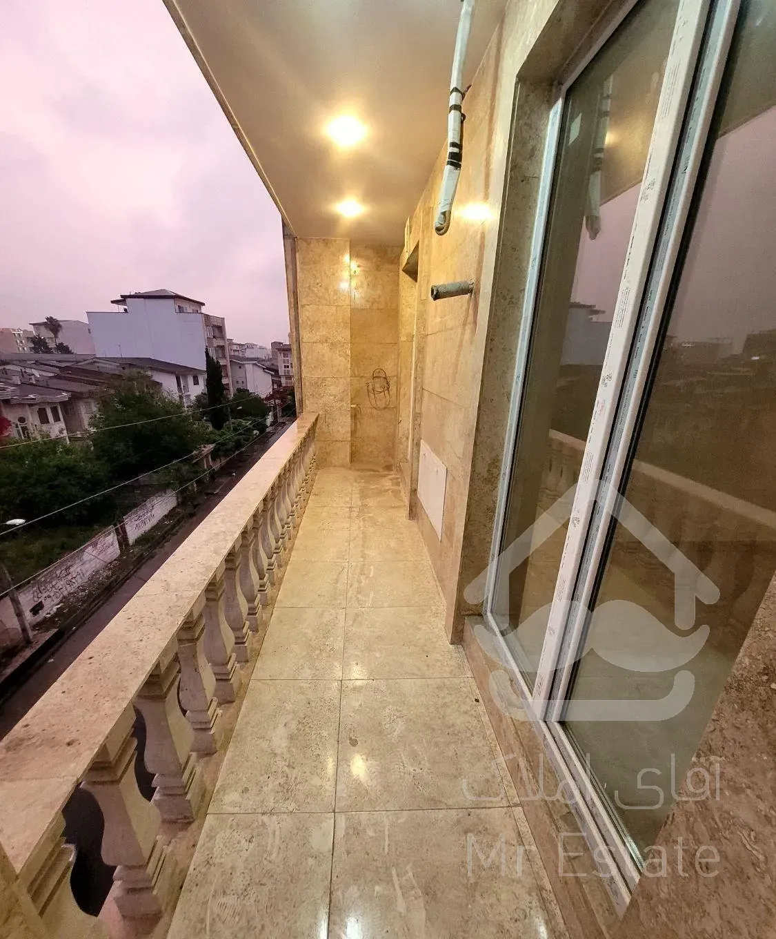 فروش آپارتمان ۱۰۵ متر ط۳ ، خیابان رازی