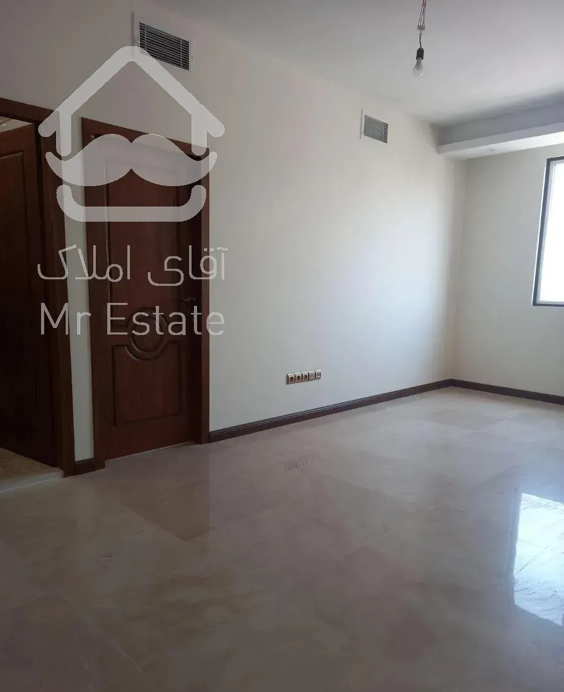 آپارتمان دوخوابه نوساز پاسداران سه راه ضرابخانه