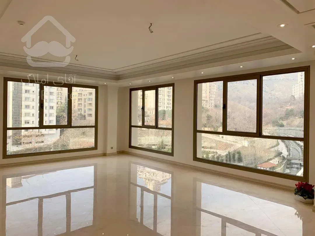 فروش اپارتمان  205 متری  زعفرانیه