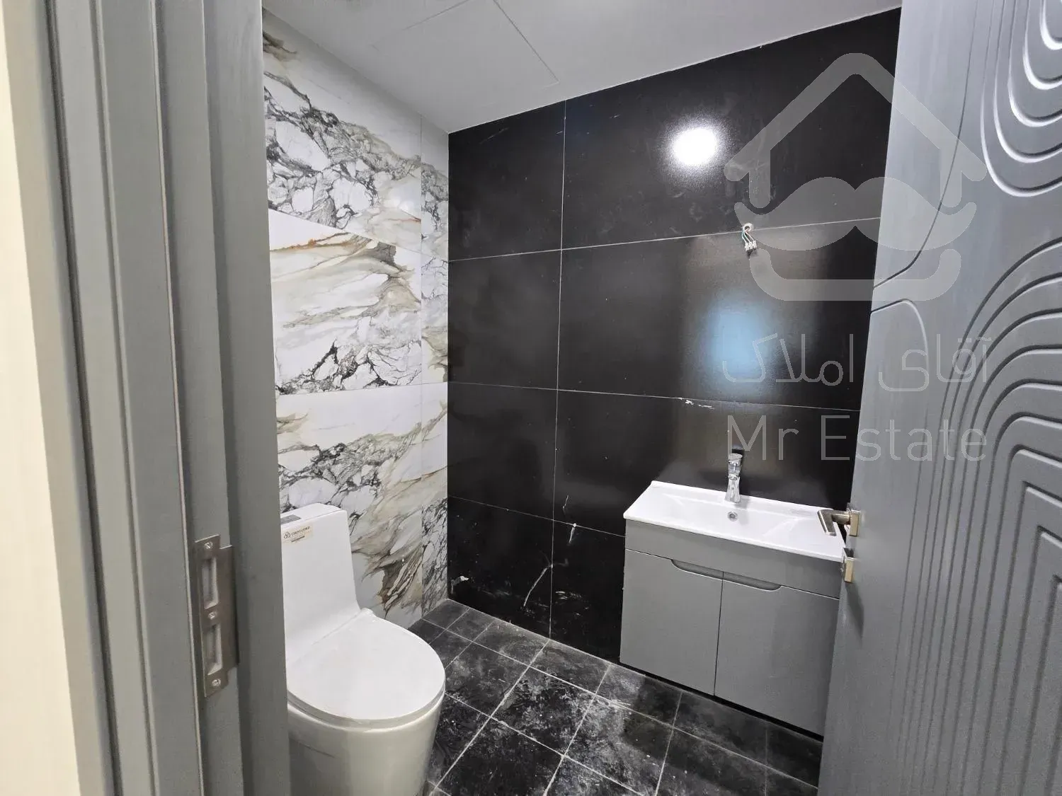 65مترسعادت آباد*نوساز*موقعیت اداری*مطب،دفترکار