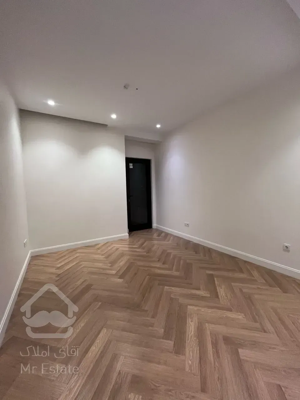 فرمانیه ۳۰۰ متر ۴ خواب