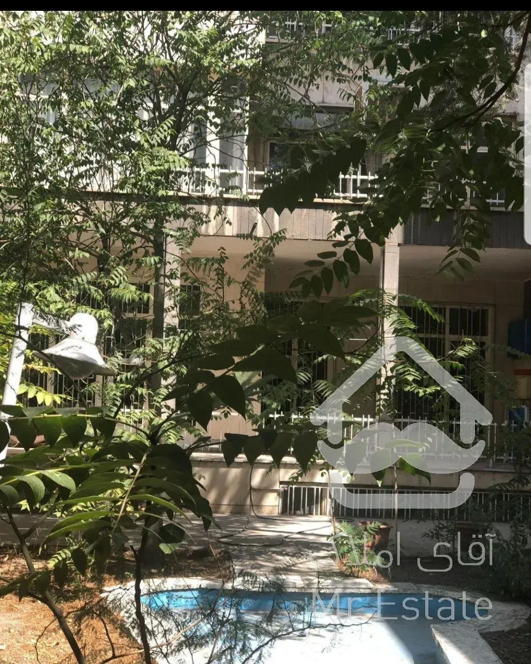 فروش ملک کلنگی با ۳طبقه بنا در میدان اتریش