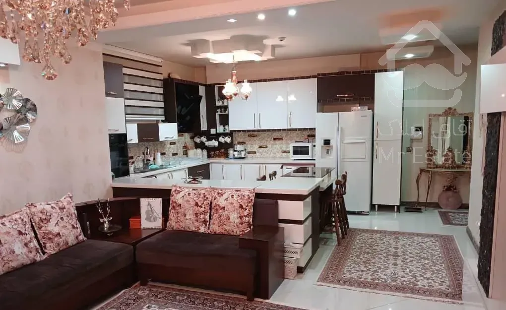 فروش آپارتمان ۱۲۰ متری ۲ خوابه در نازی‌آباد