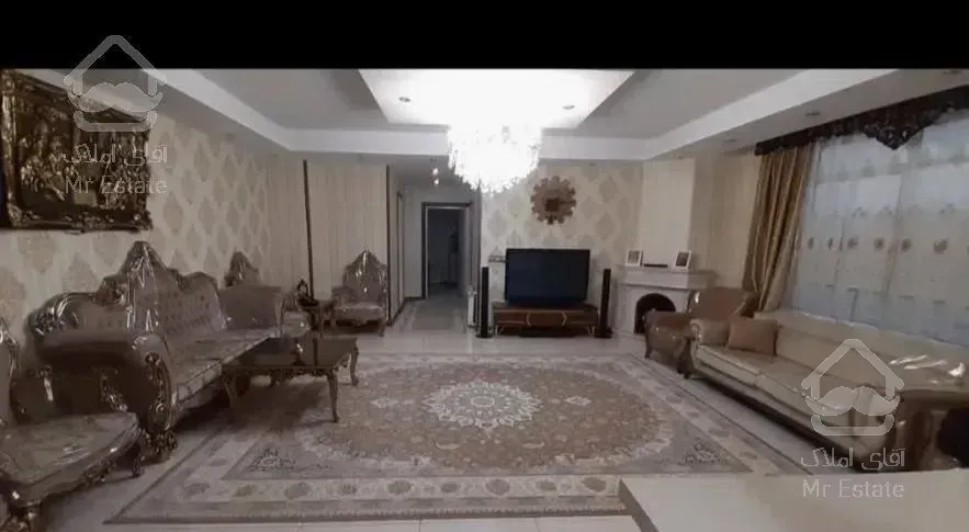 110 متر *سالن پرده خور* سندی