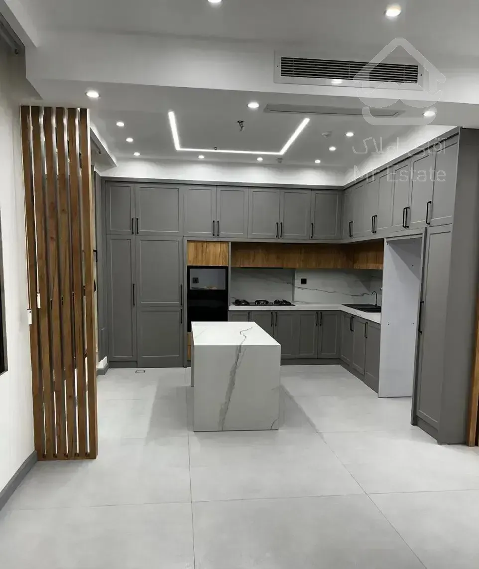 ۹۵ متر صفر استثنایی خوش نقشه/مناسب سرمایه گذاری