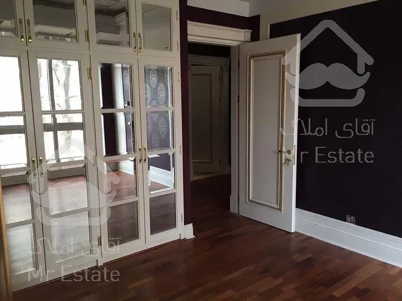 خرید 300 متری نیاوران با ویو ابدی