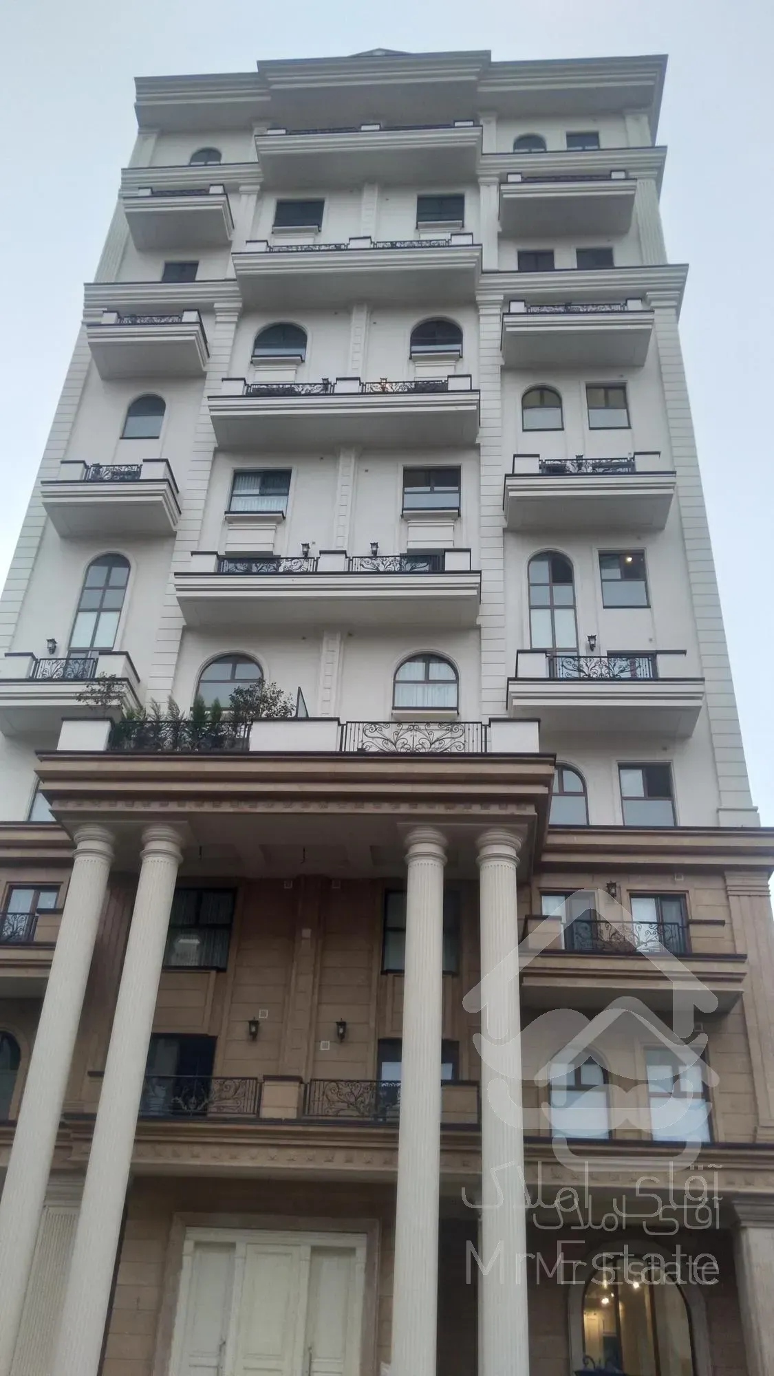 ۹۰متر/فول امکانات/برج مجلل