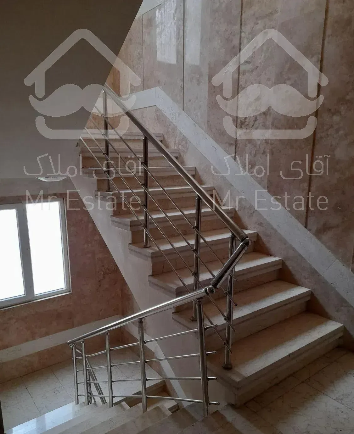 ۴۷ متر فول امکانات