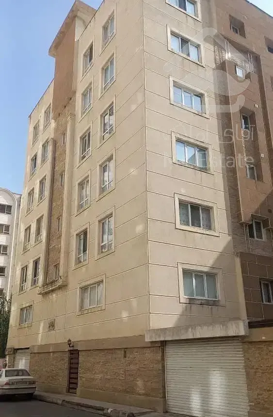 اوایل ولیعصر/پلاک طلایی ولیعصر