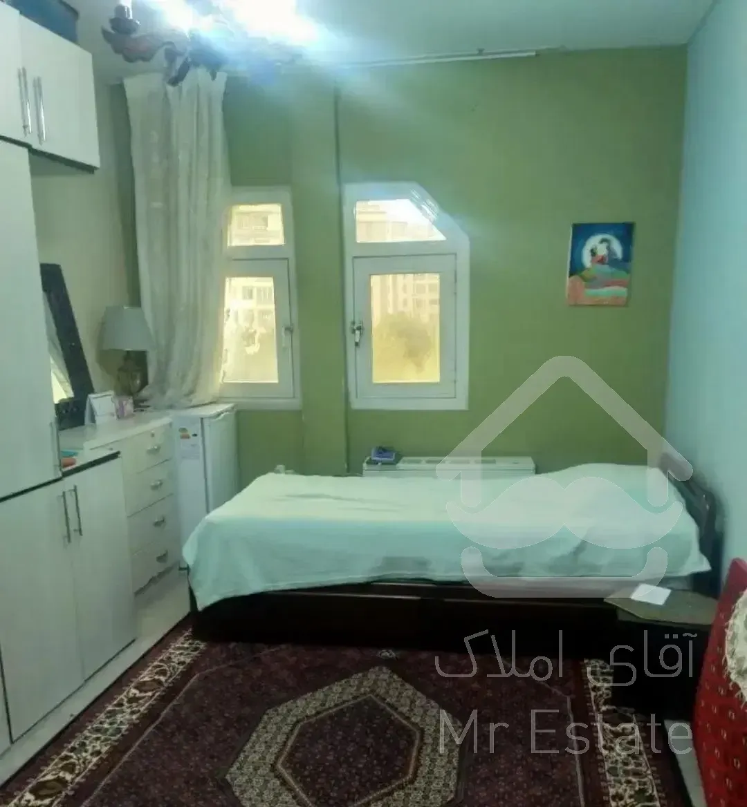 آپارتمان ۹۹ متری دو خواب شهرک محلاتی