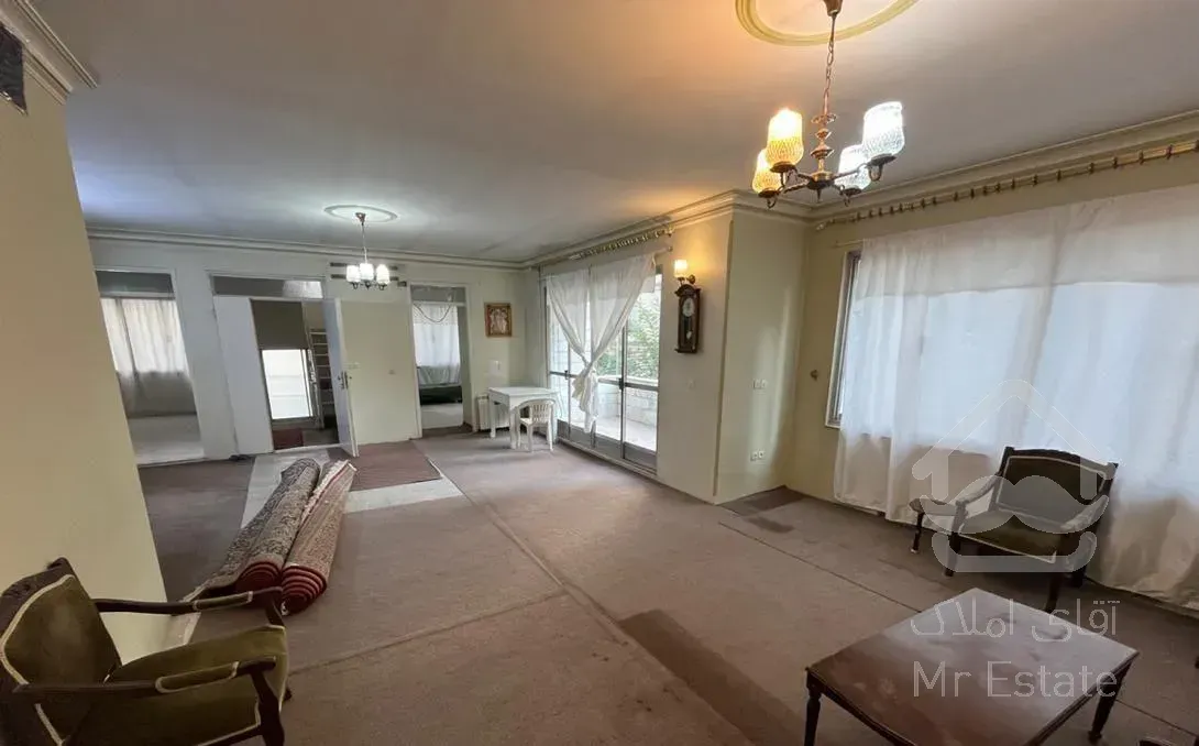 آپارتمان فلکه برق۱۳۰ متری /۲ خواب