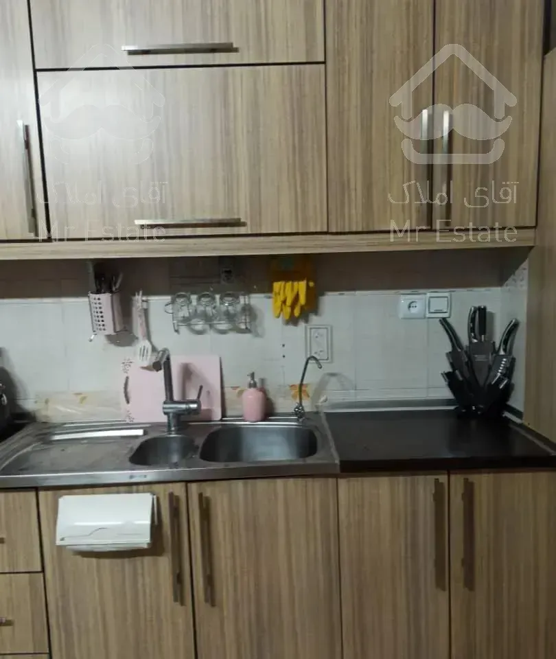 آپارتمان ۱۰۰متر  تمیز ودارای دوخوابه