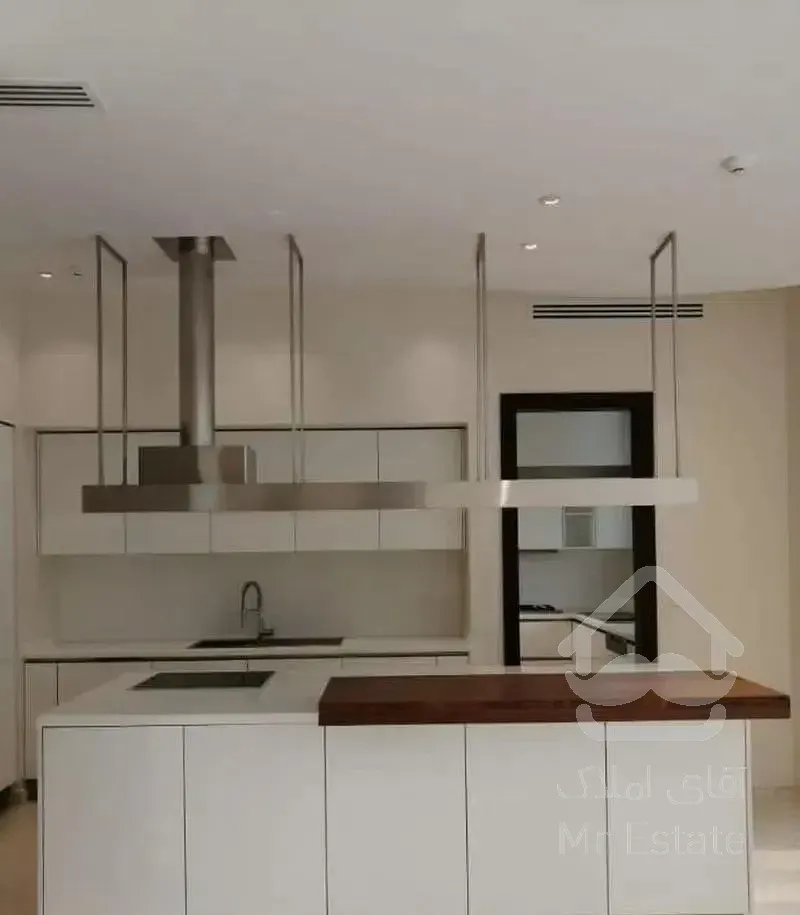 ۹۰متری ۲خواب رضاشهر طبقه دوم تمیز خوانواده و مجرد