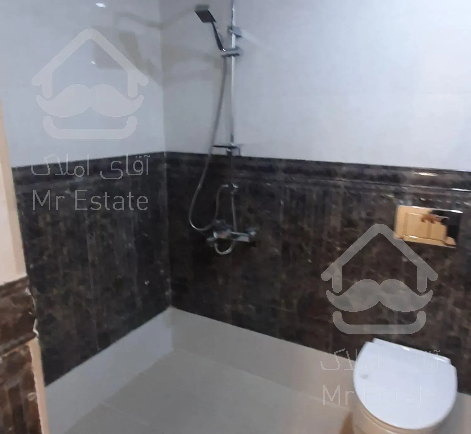 آپارتمان ۱۲۹ متری ۳ خواب کلید نخورده فردوس غرب