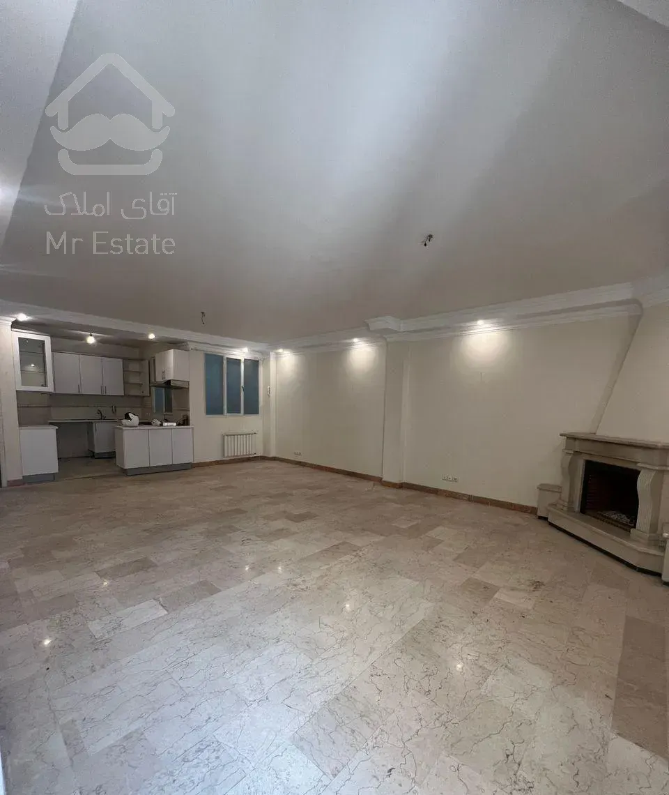 فروش آپارتمان ۹۰ متری ۲ خوابه در حکمت زیر قیمت