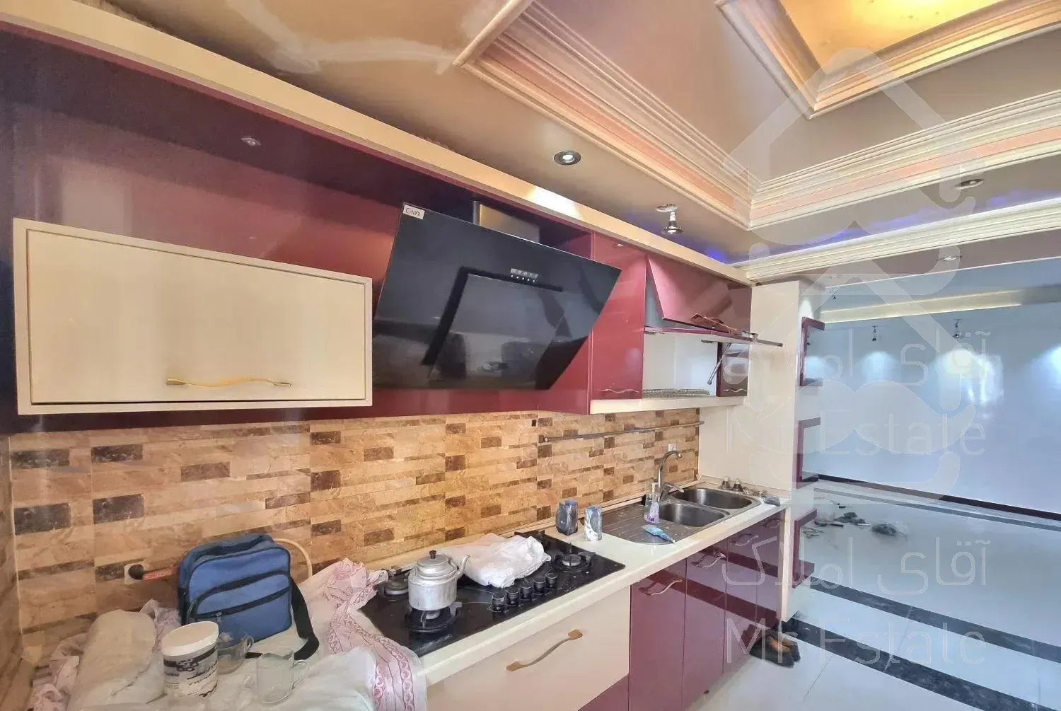 تکواحدی ۷۲ متر ۲ خوابه بالکن انباری آسانسور