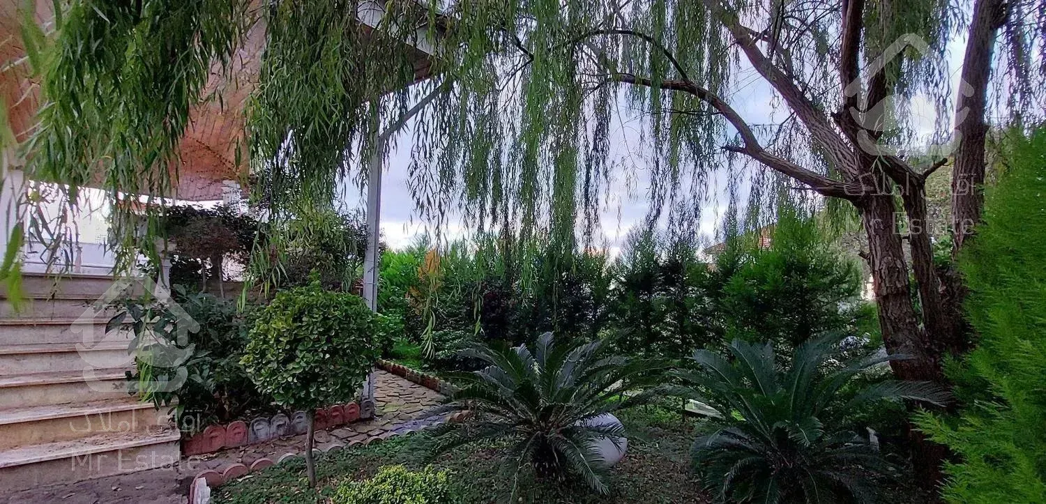 ویلاباغ شهرکی 375 متری سنددار