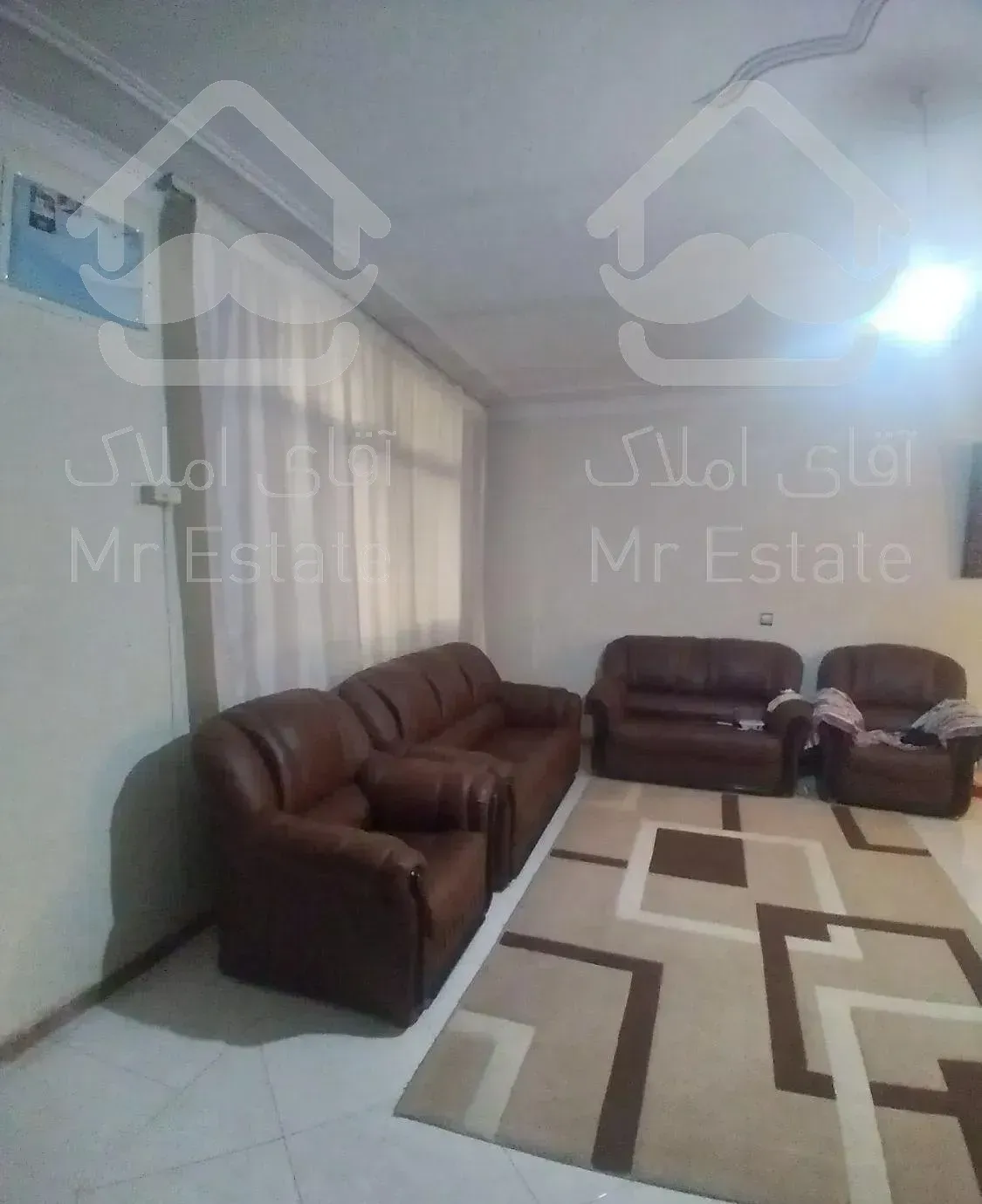 ونک  شیراز  ۱۰۵  متر  ۲ خوابه  با  همه  امکانات .