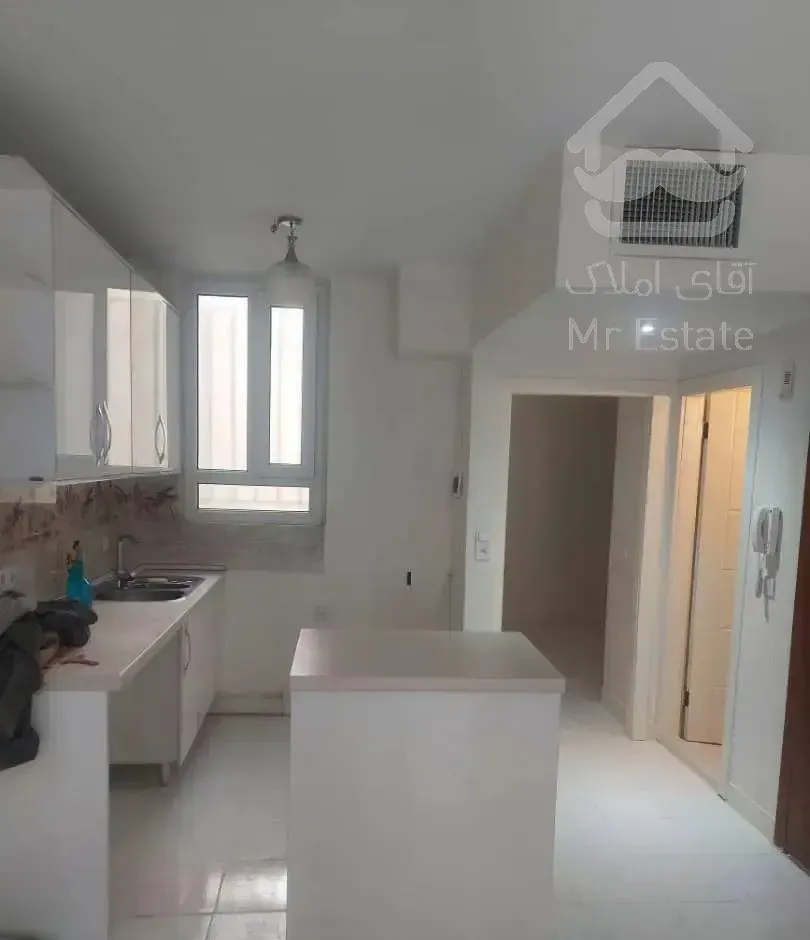 ۴۲مترطبقه اول شریعتی مقابل ملک