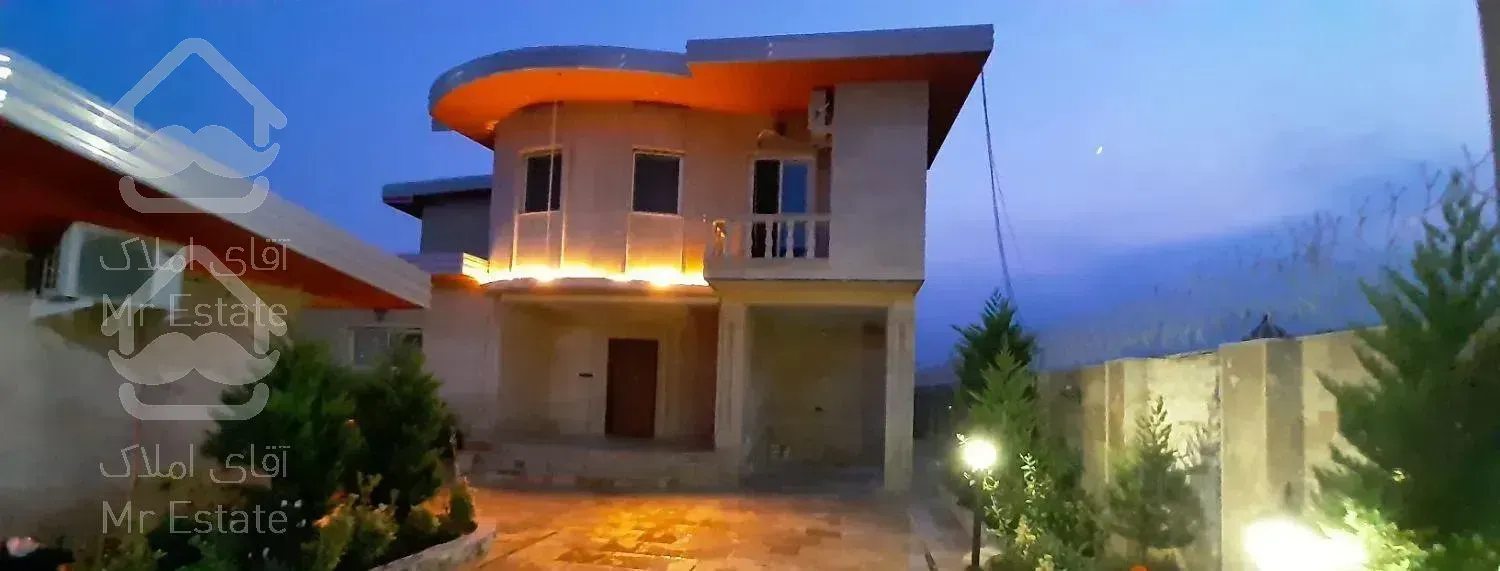 ۳خوابه مستر با استخر ابگرم نزدیک ساحل