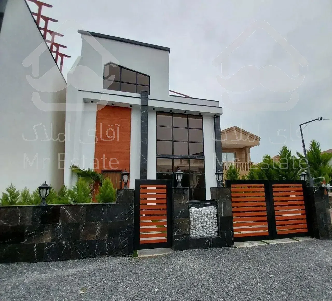 تریبلکس مدرن۳۲۰متری در شهرک خصوصی/سعادت اباد