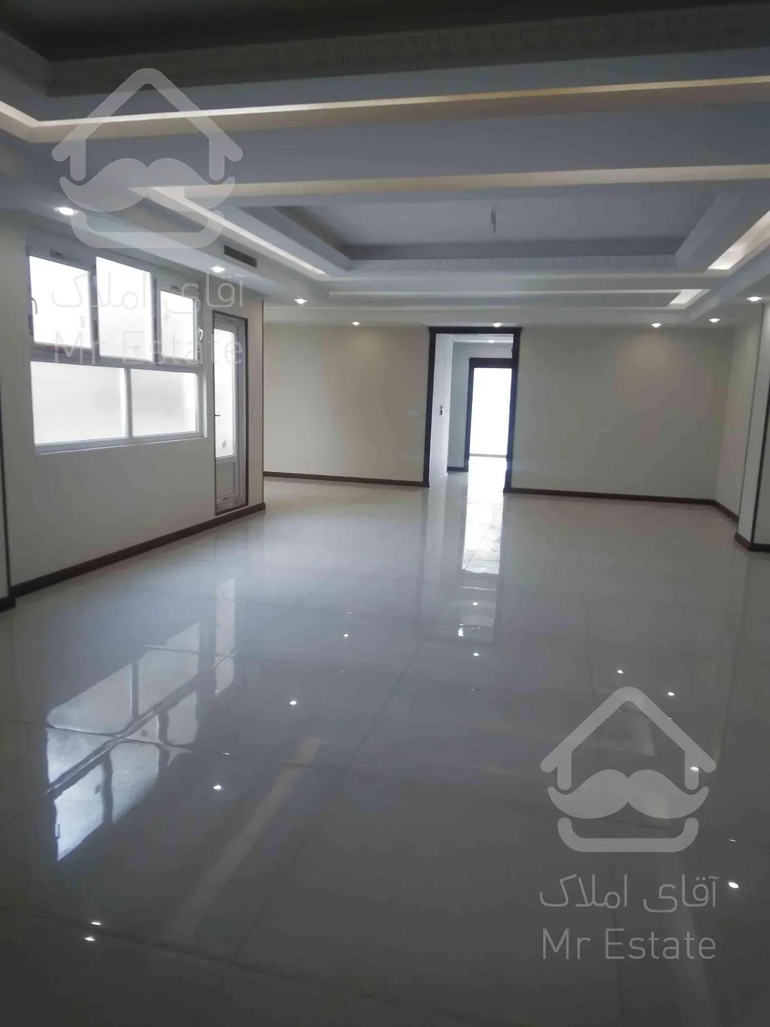 خرید  آپارتمان  سه خوابه  صادقیه