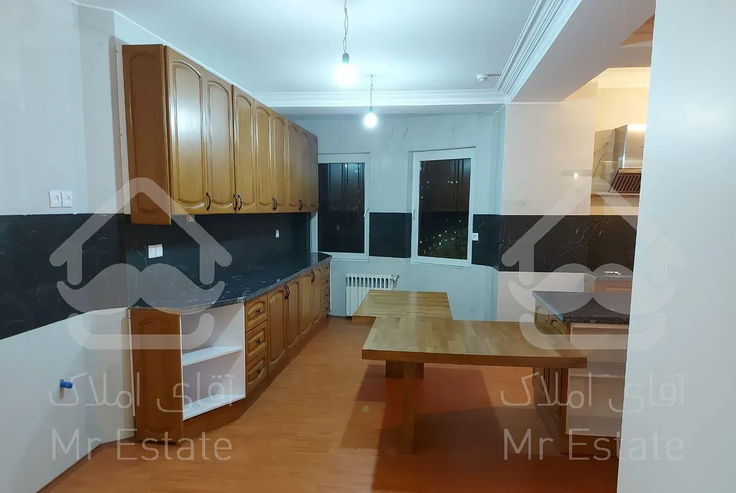 ۱۶۰متر فول بازسازی شده باویوی  بلوار ۲۴متری