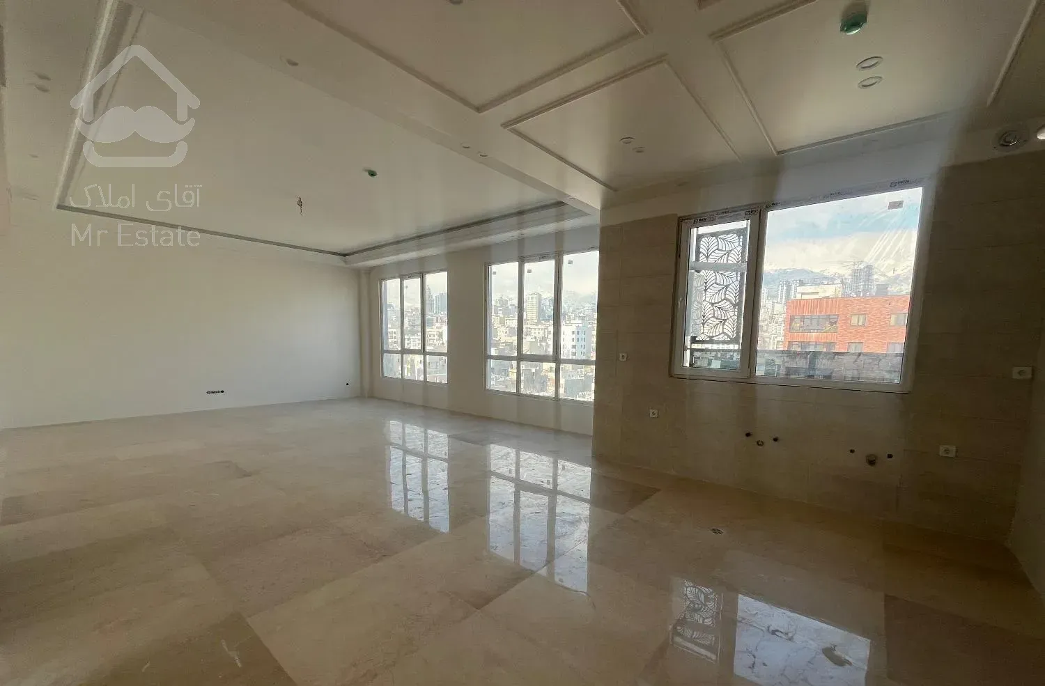 ظفر ۱۳۰ متر نوساز