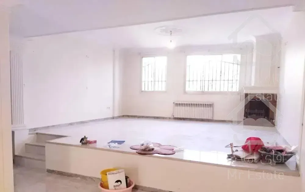 127متر/دسترسی/بدون آسانسور/نور