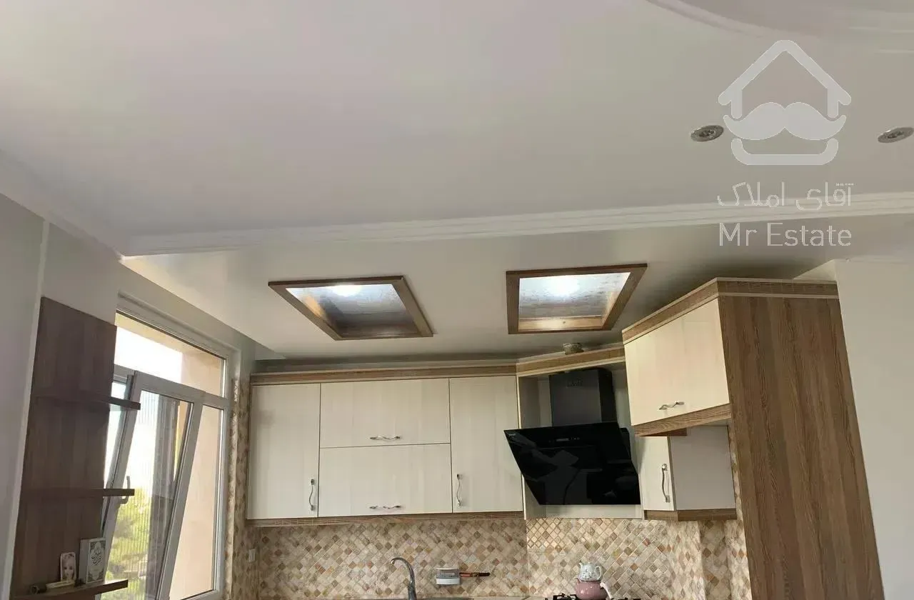 83 متر 5 ساله فول سالن پرده خور آلاله شرقی