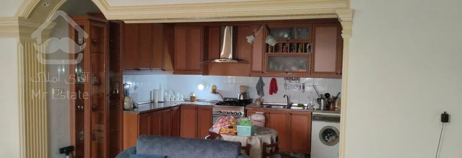 آپارتمان تک واحدی 126متری خ امام خمینی