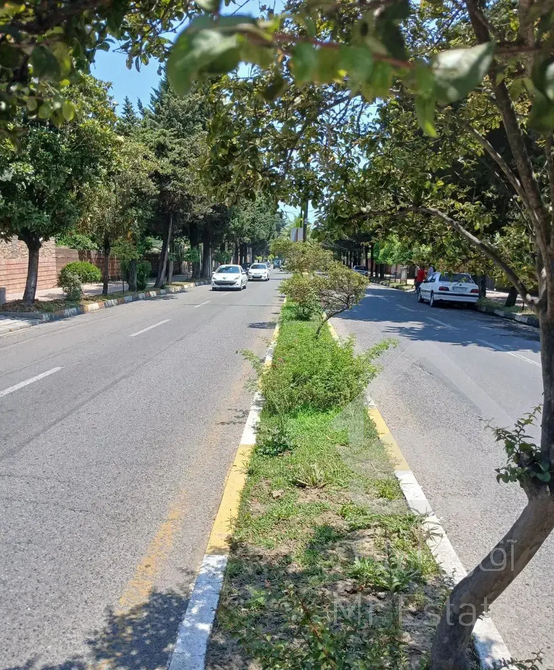 فروش ویلا قدیمی ۳۰۰ متر نزدیک به بلوار طالقانی