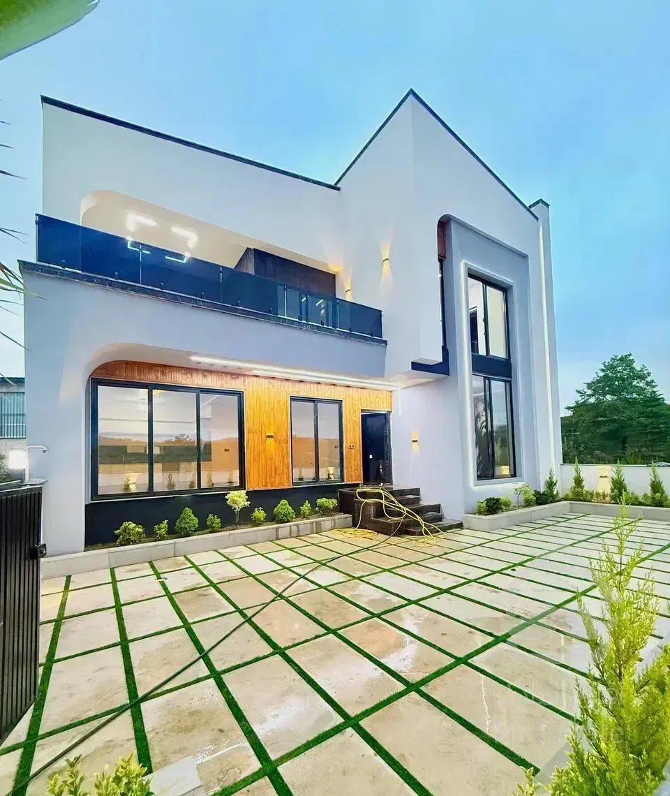 ویلا دوبلکس شیک  ۲۴۰ متری ویو دار