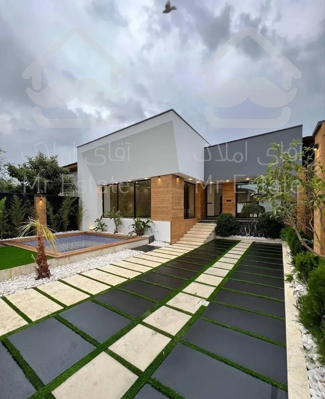 ویلامدرن استخردار/250متر/شهرک برند جنگلی