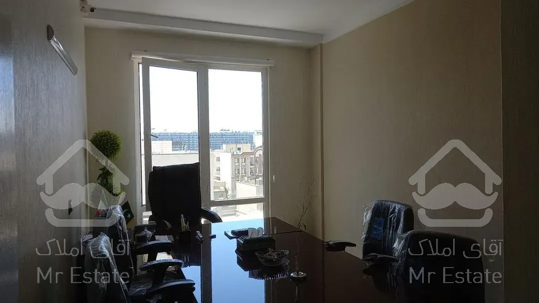 ۱۰۸ متر  اداری  بر فردوس شرق