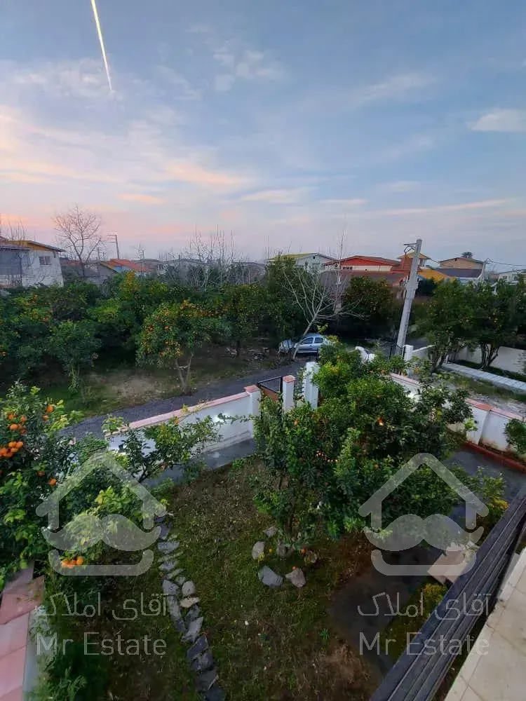 فروش ویلا ۳۰۰متری