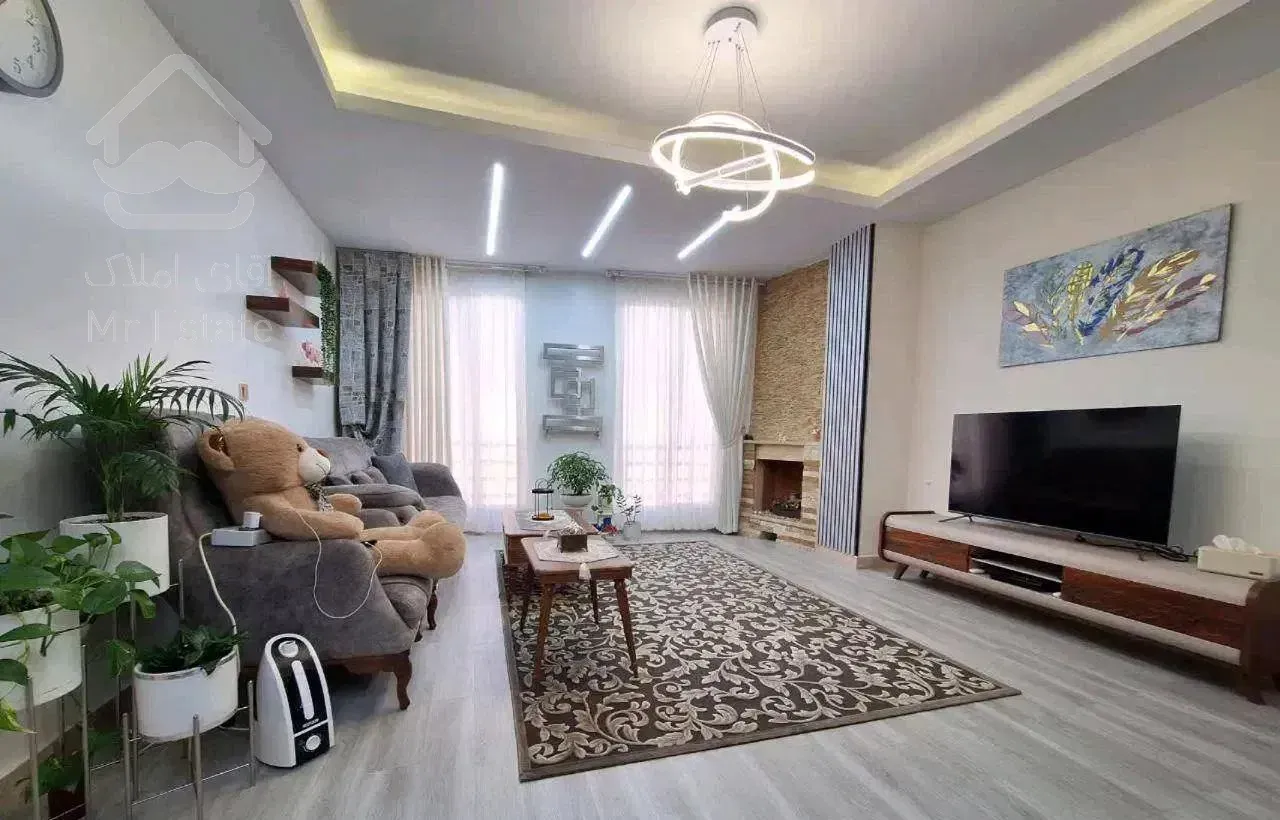 57متری/دوخواب/پارکینگ اختصاصی /روبه نما