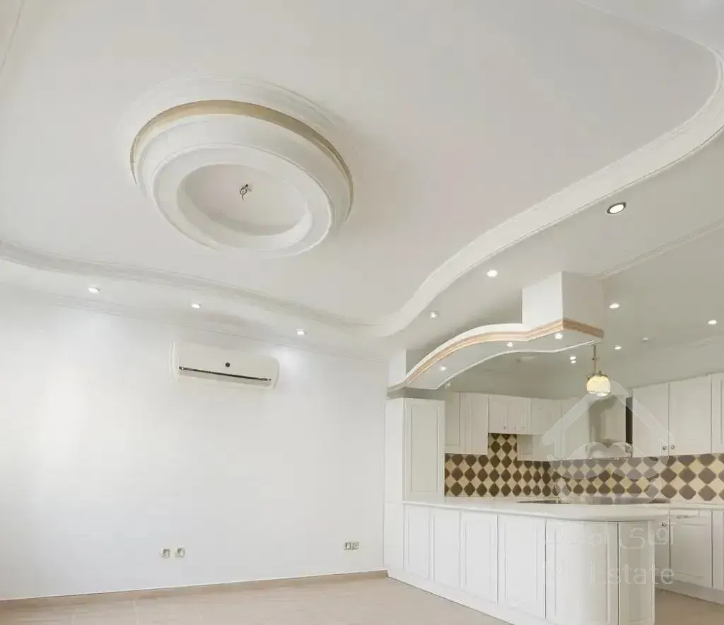 ۲خواب ۱۰۰متری با امکانات در بلوار گیلان ۱۸ ماهه