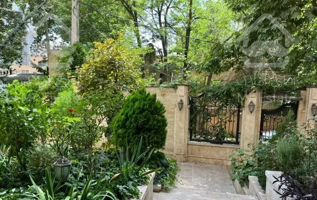 آپارتمان ۱۱۰ متری اندرزگو