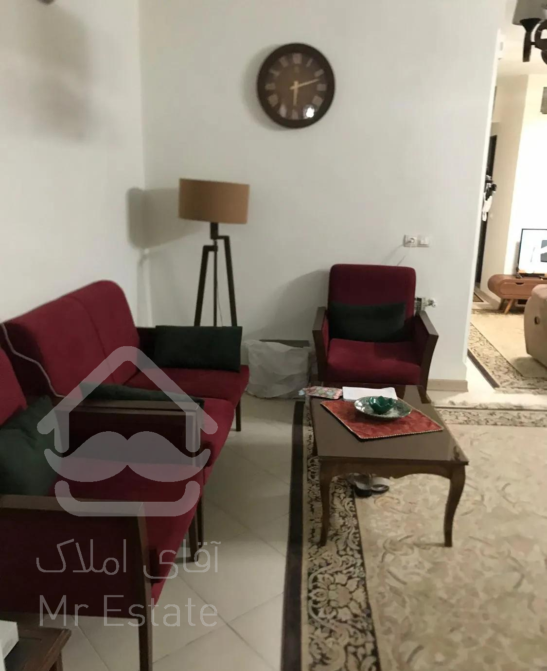 ۷۰مترسه خواب پارکینگ دار طبقه اول تک واحدی اشتیانی