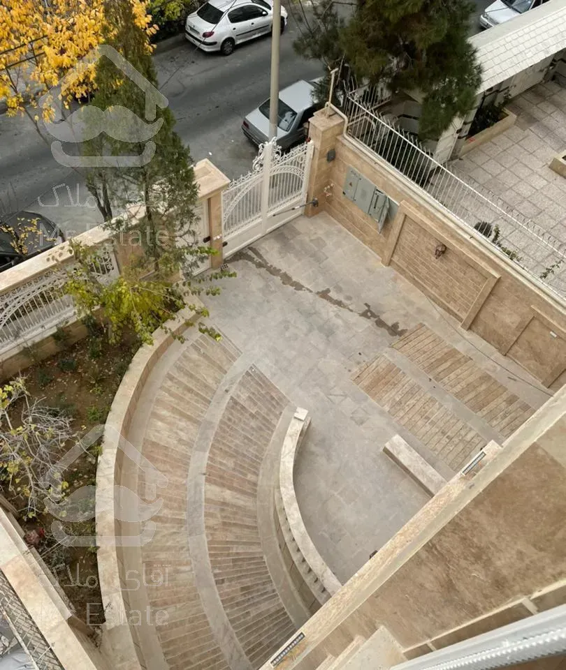 نوساز/93 متر/2 خوابه/فایل شخصی