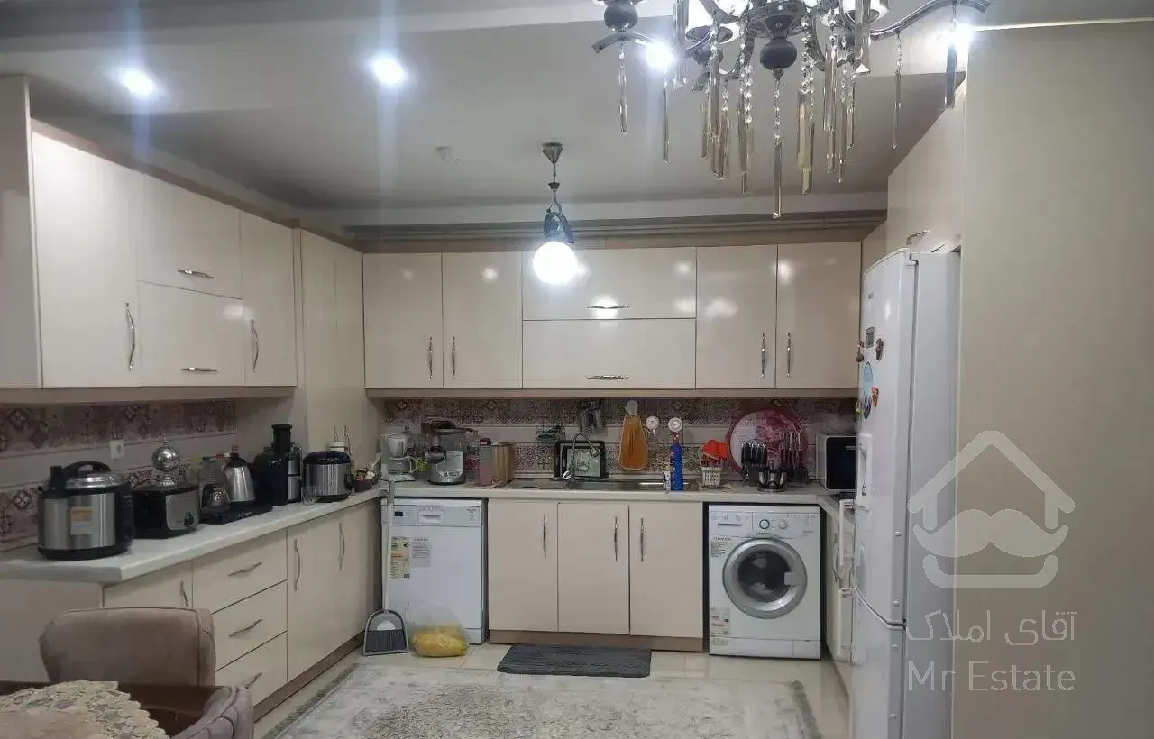 آپارتمان تک‌واحدی بلوار احمدی‌روشن