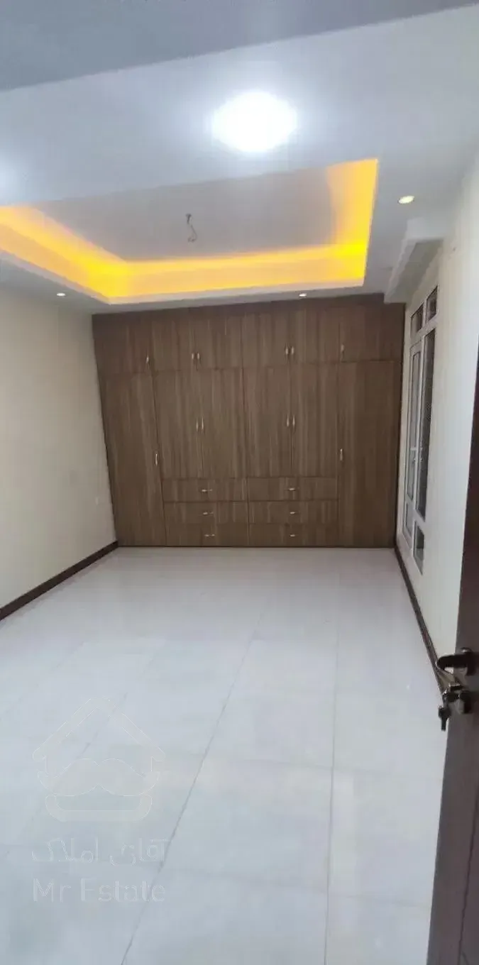 آپارتمان سه خوابه ۱۸۵ متری در اباذر